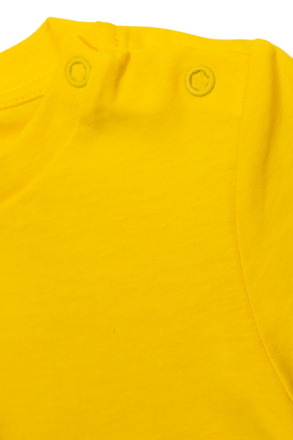 T-shirt with cat motif
